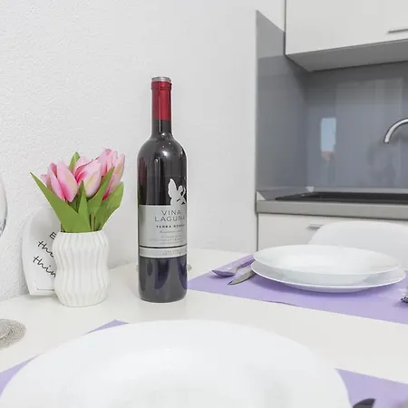 Apartament Marina