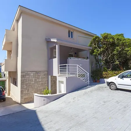 Marina Apartment
