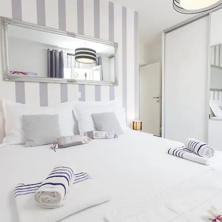 Apartment Marina *